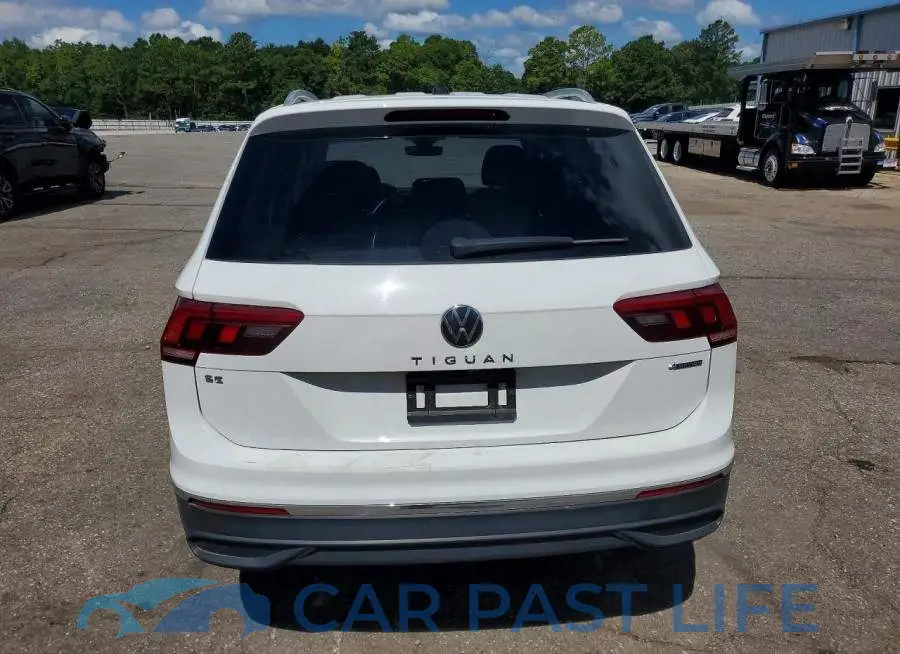 3VV2B7AX8RM075788# 6