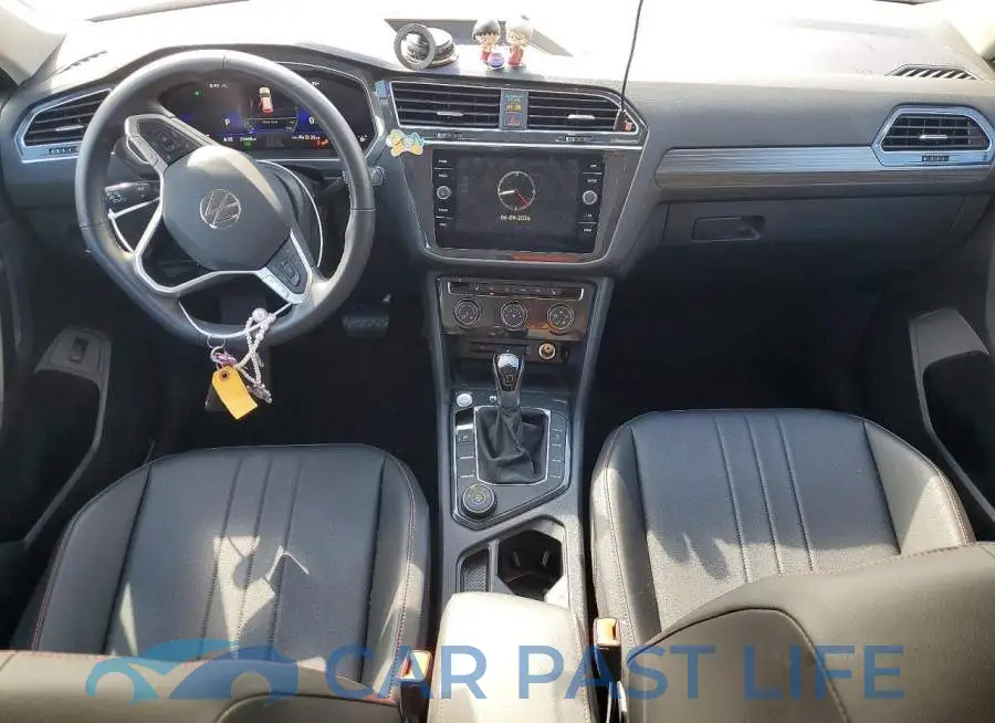 3VVAB7AX2RM217726# 8