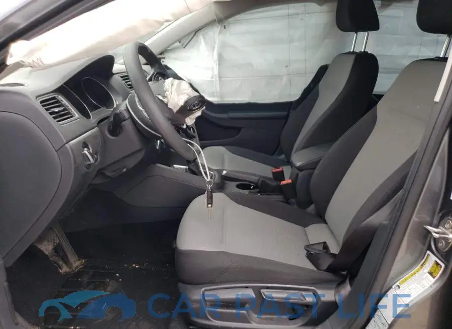 3VW2B7AJ8HM306839# 7