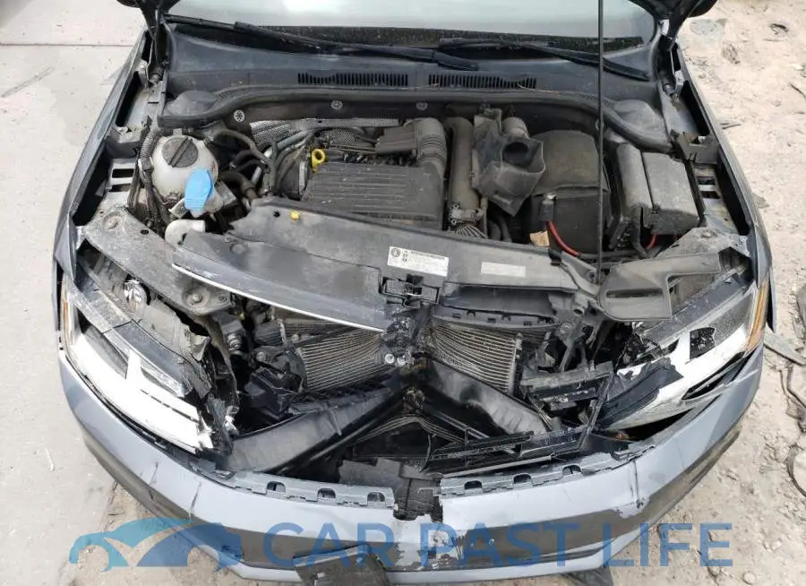 3VW2B7AJ8HM306839# 11