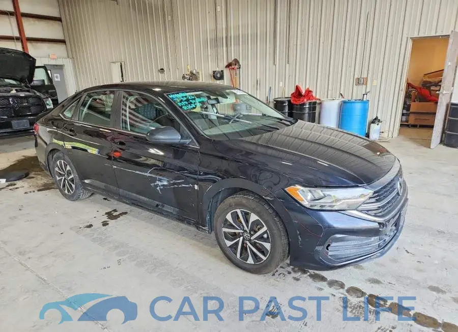 3VW5M7BU0PM047441# 4