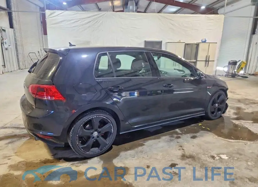 3VW5T7AU8HM051176# 3