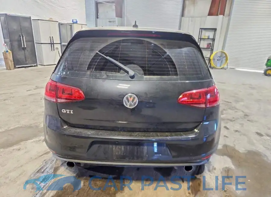 3VW5T7AU8HM051176# 6
