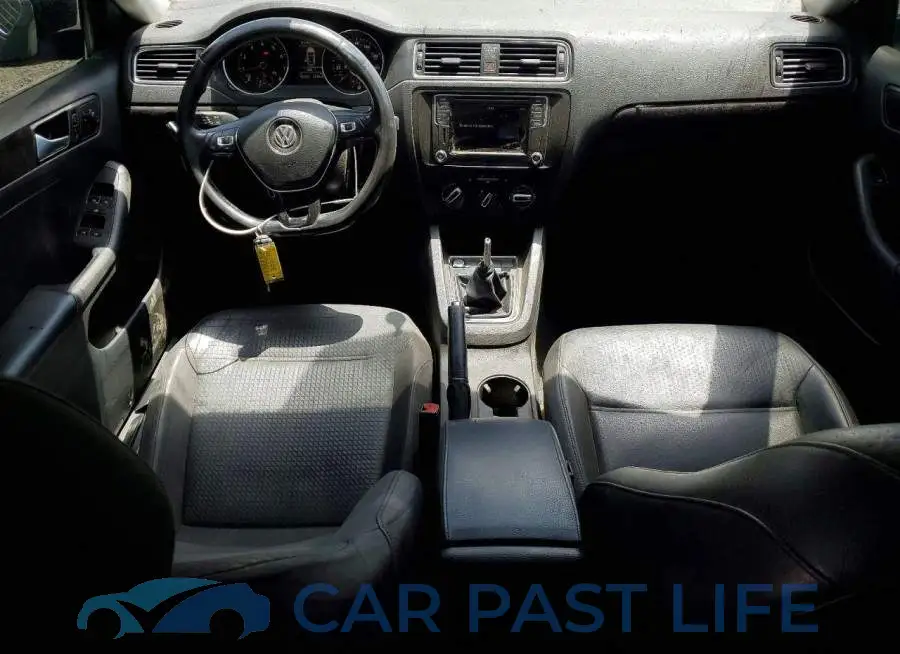 3VWB67AJ0HM351066# 8