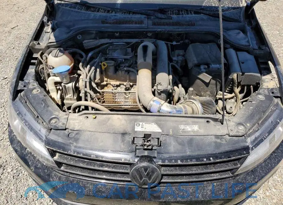 3VWB67AJ0HM351066# 11