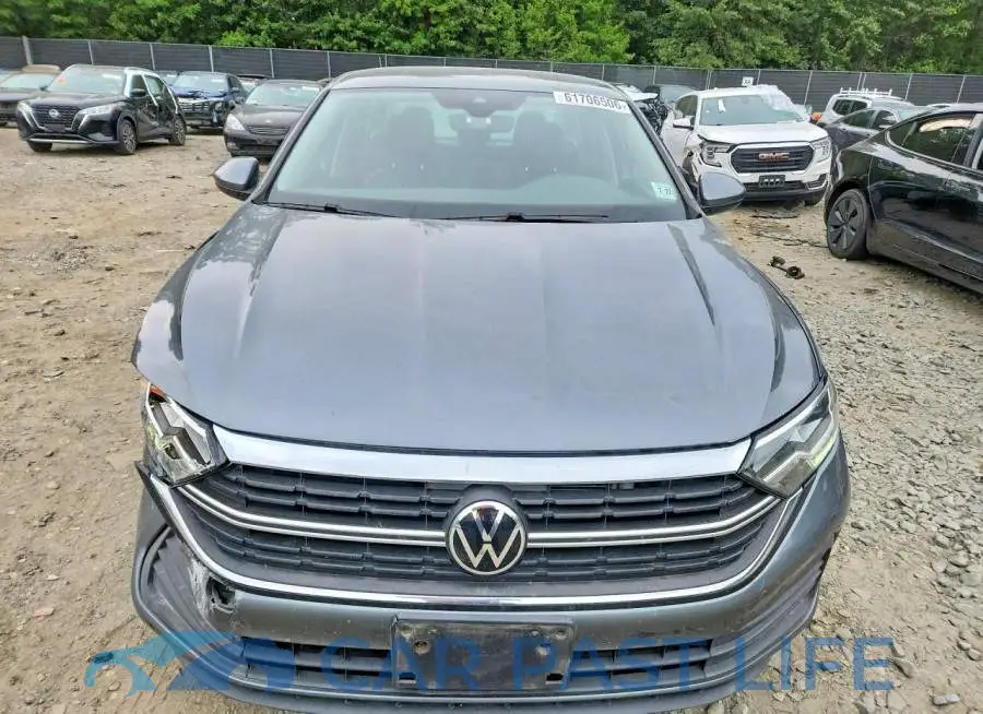 3VWEM7BU6NM019785# 5