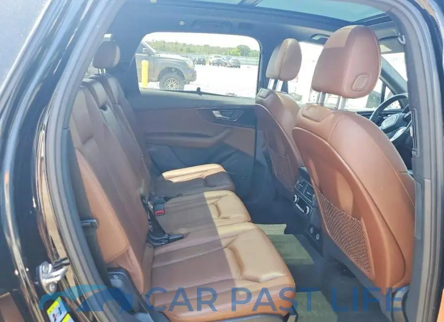 WA1VAAF70JD018449# 10