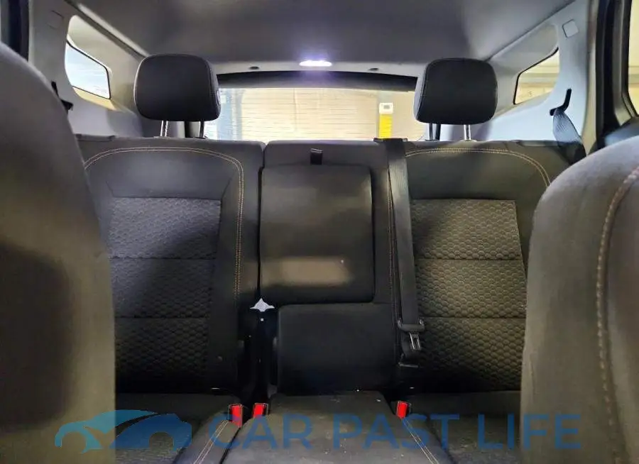 3GKALMEV9KL360823# 10
