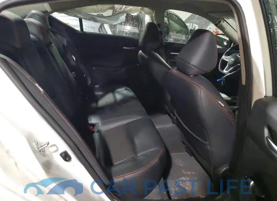 1N4BL4CV4RN419618# 10