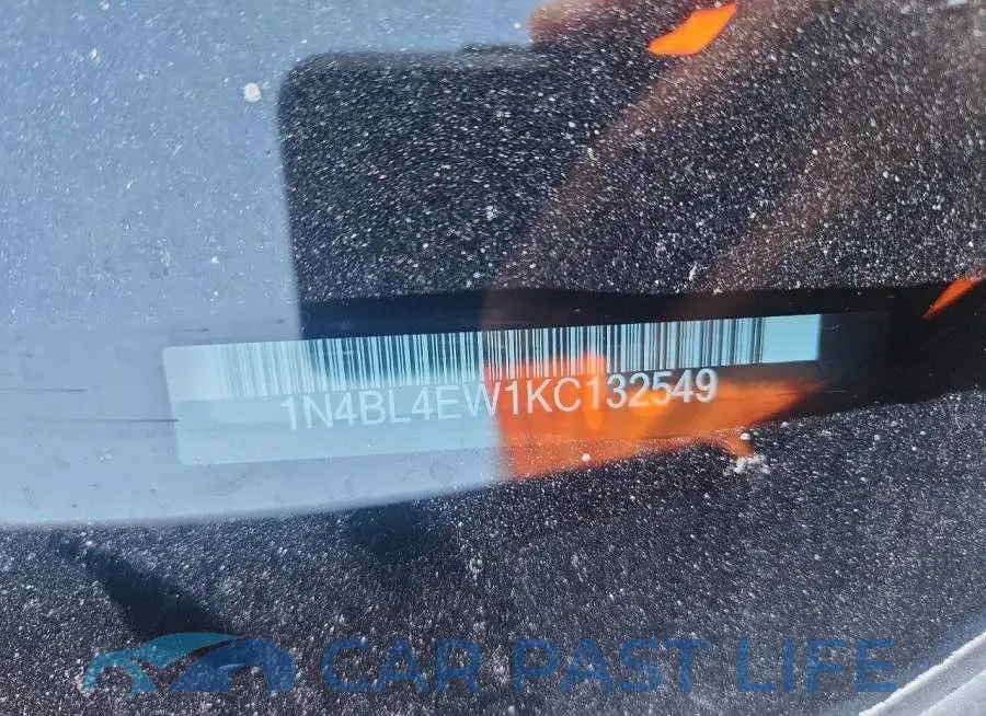 1N4BL4EW1KC132549# 12