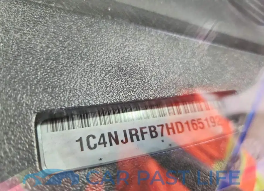 1C4NJRFB7HD165192# 14