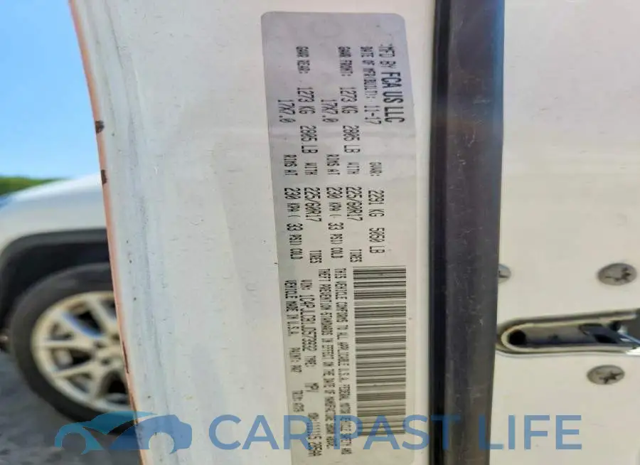 1C4PJLCB1JD573932# 13