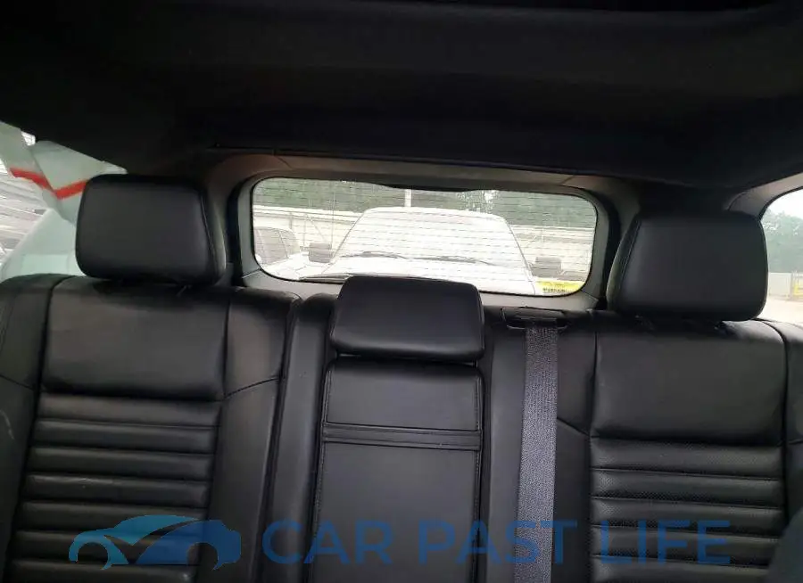 1C4RJFBG3LC240695# 10