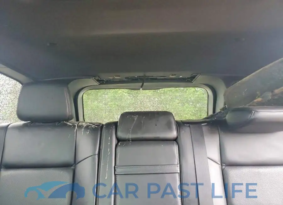 1C4RJFBG7JC309885# 10
