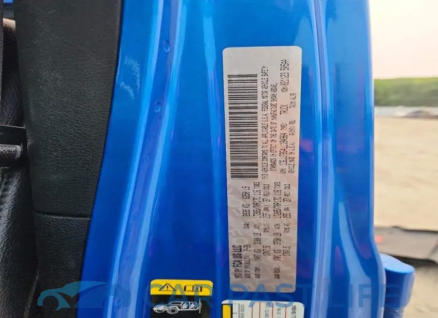 1C6JJTBG4LL184964# 12