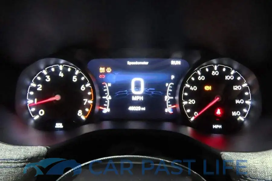 3C4NJDAN7ST515037# 8