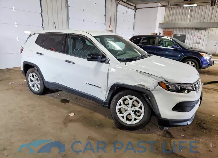 3C4NJDAN9RT135594# 4