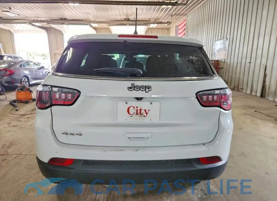 3C4NJDAN9RT135594# 6