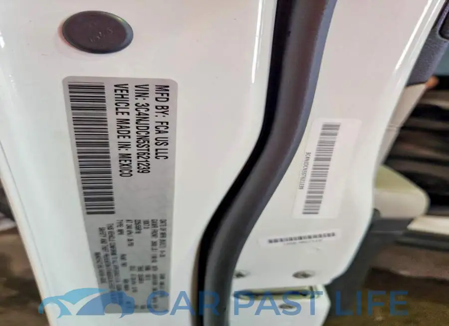 3C4NJDCN5ST621239# 13