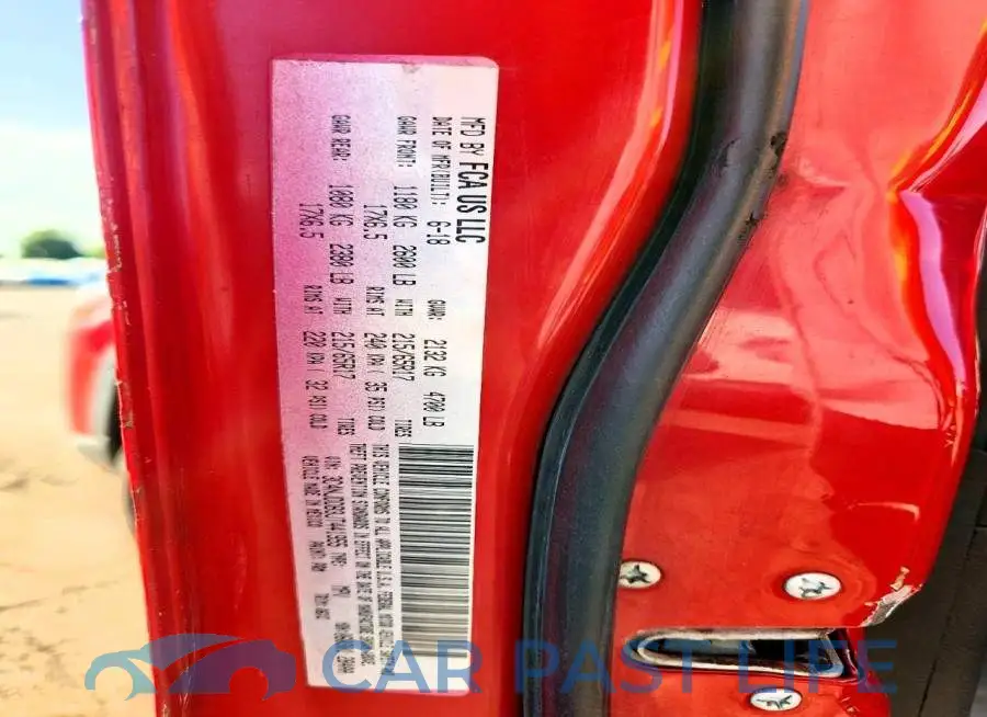 3C4NJDDB3JT441955# 12