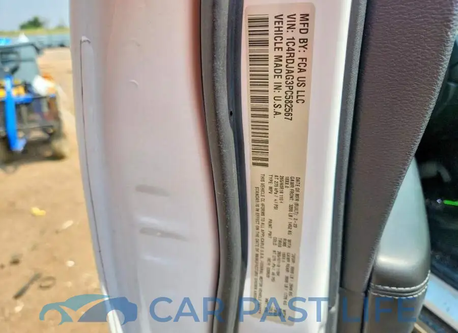 1C4RDJAG3PC582567# 12