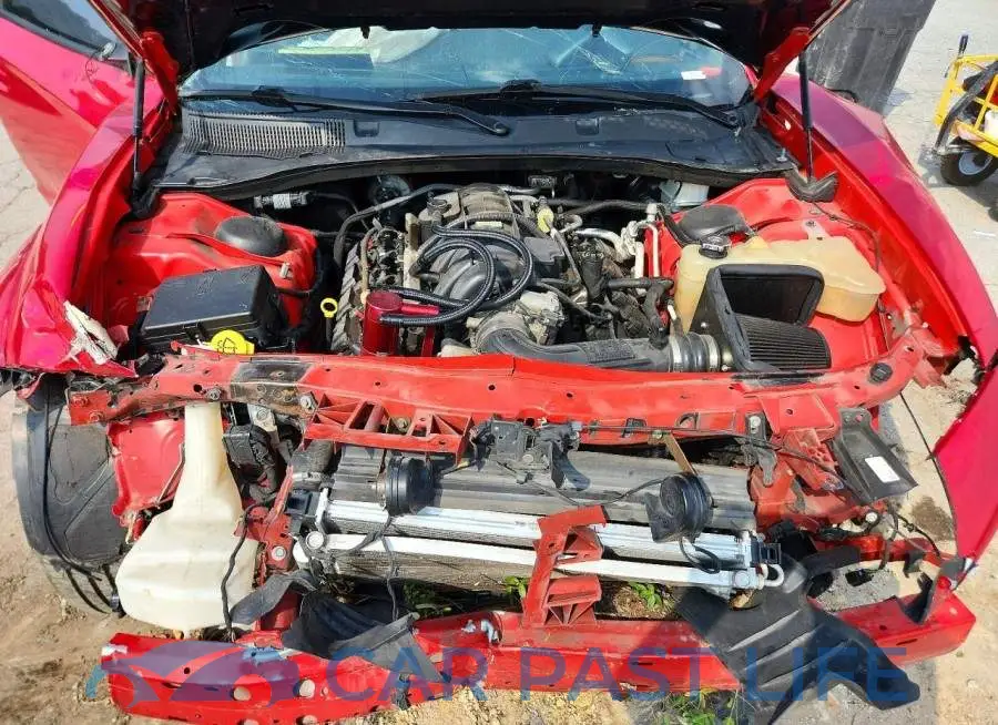 2C3CDXCT2JH260563# 11