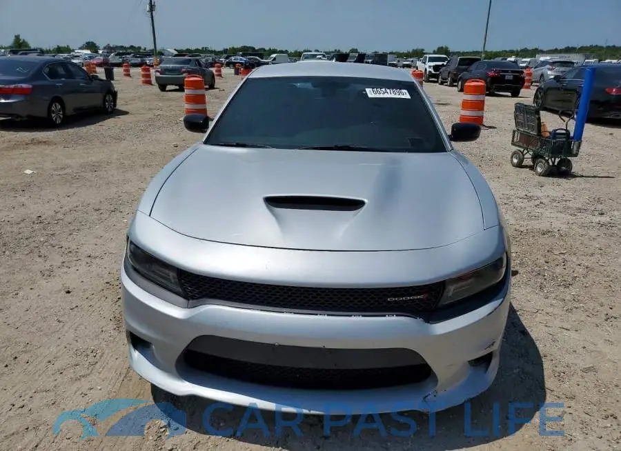 2C3CDXHG2KH572153# 5
