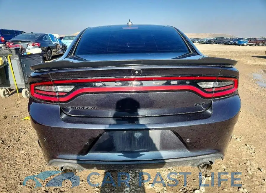 2C3CDXHG5KH715077# 6