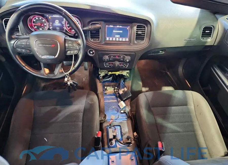 2C3CDXKG7NH194943# 8