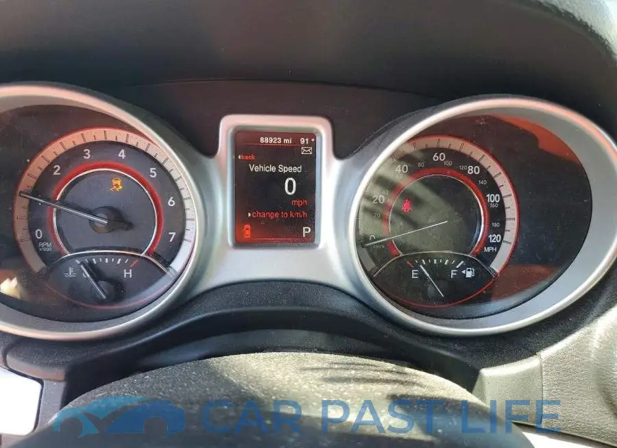 3C4PDCAB4LT214114# 9