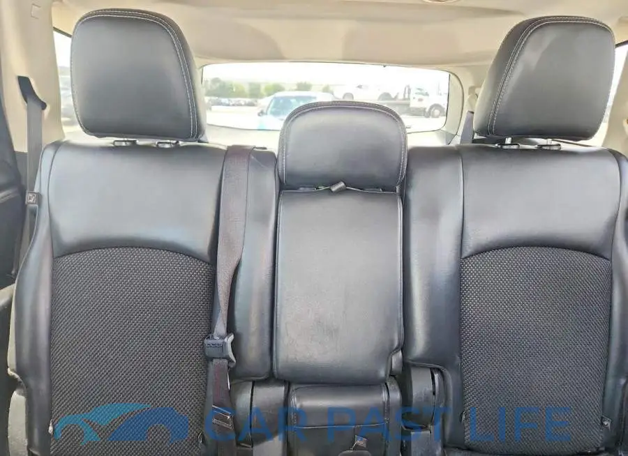 3C4PDCGG4KT857872# 10