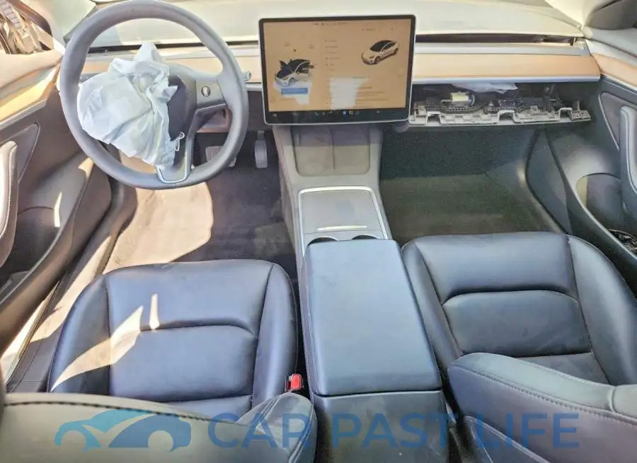 5YJ3E1EAXPF511538# 8