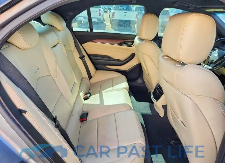 1G6AR5SX8J0143042# 10