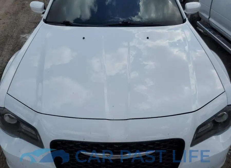 2C3CCAGG3JH175163# 11