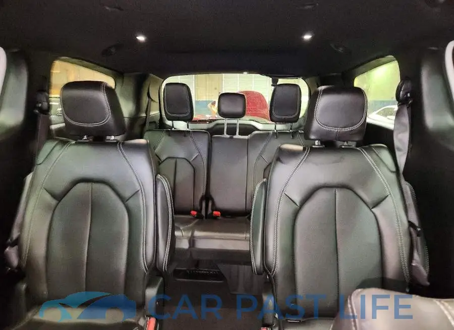 2C4RC1BG2TR204341# 10