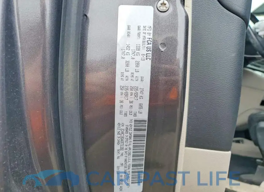 2C4RC1BG4KR731392# 13