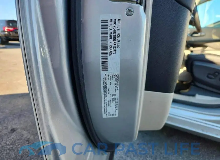 2C4RC1BG6RR172874# 13