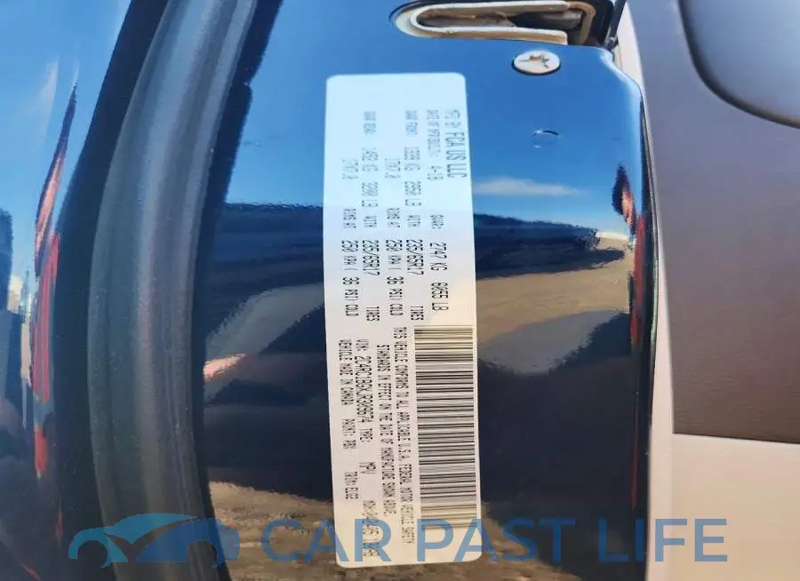 2C4RC1BGXJR309674# 12
