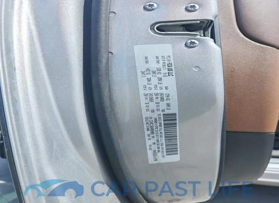 2C4RC1GGXHR505083# 14