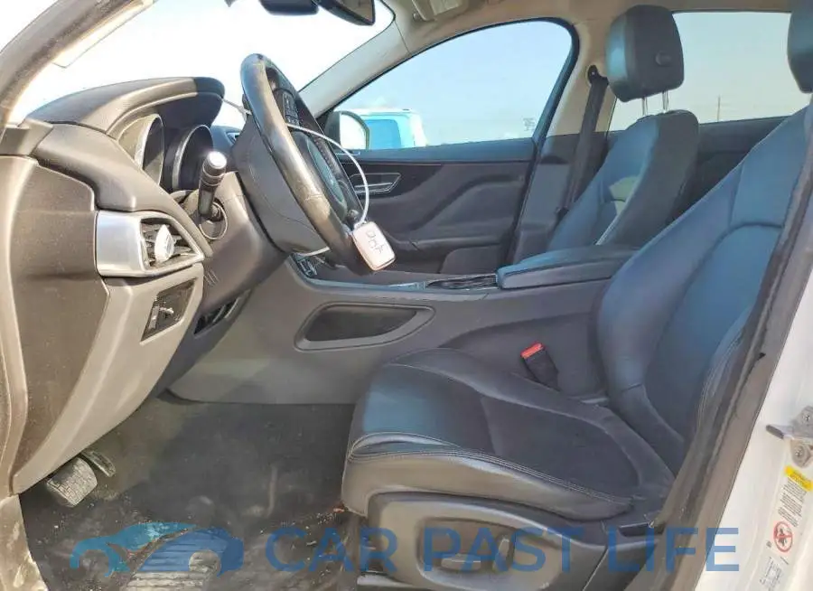 SADCJ2BV3HA884024# 7