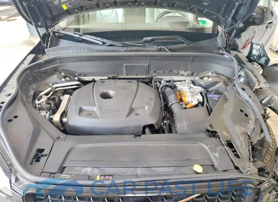 YV4H60CX9P1986950# 12