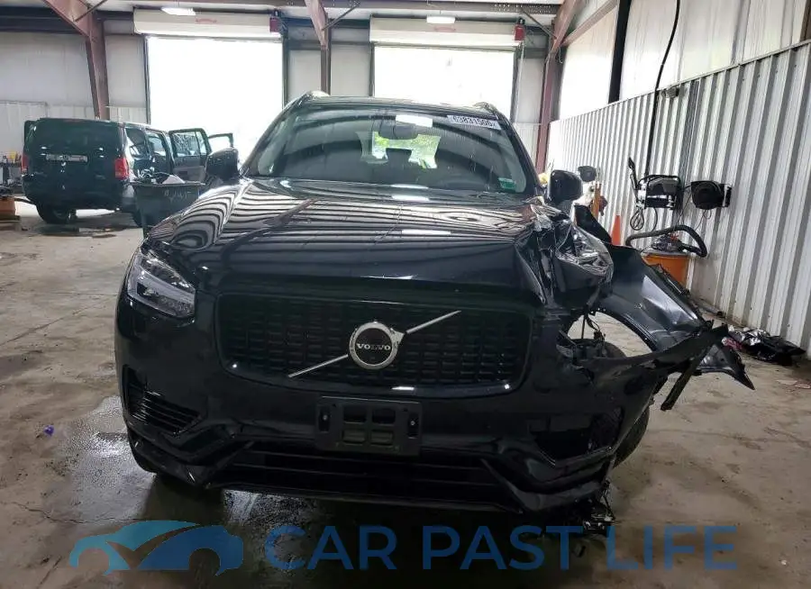 YV4H60CX9P1986950# 5