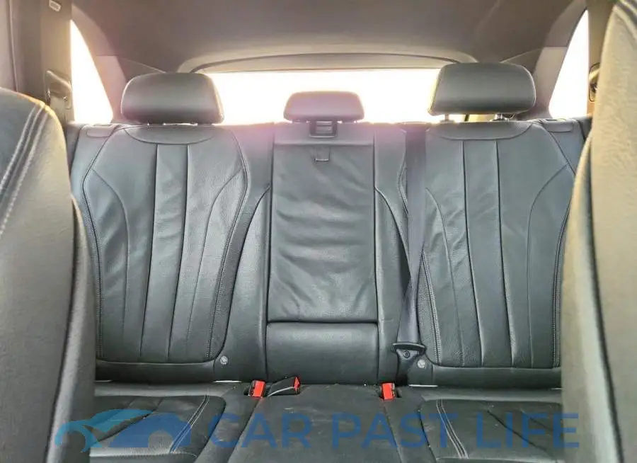 5UXKR0C31H0V81796# 10
