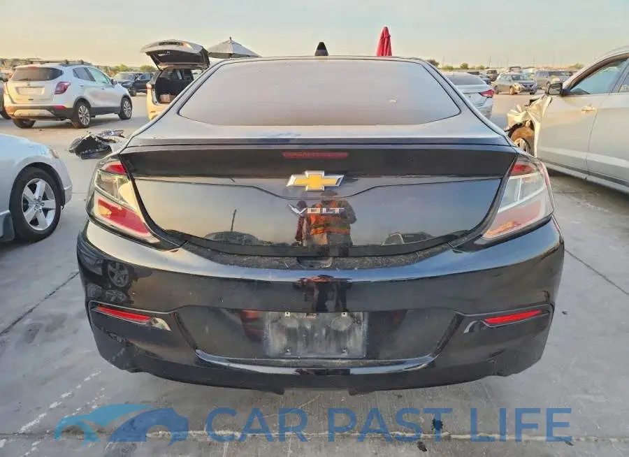1G1RC6S51JU107880# 6