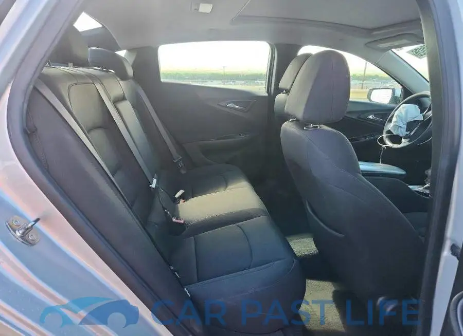 1G1ZD5ST2NF142962# 10