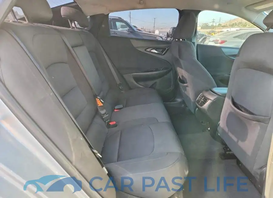 1G1ZD5ST5JF153447# 10