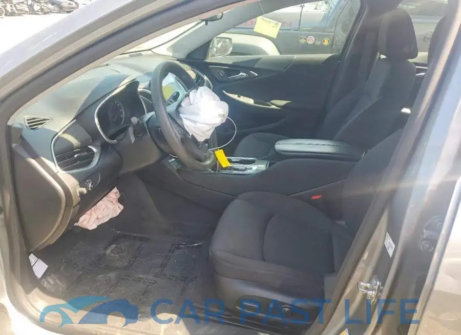 1G1ZD5ST8RF120048# 7