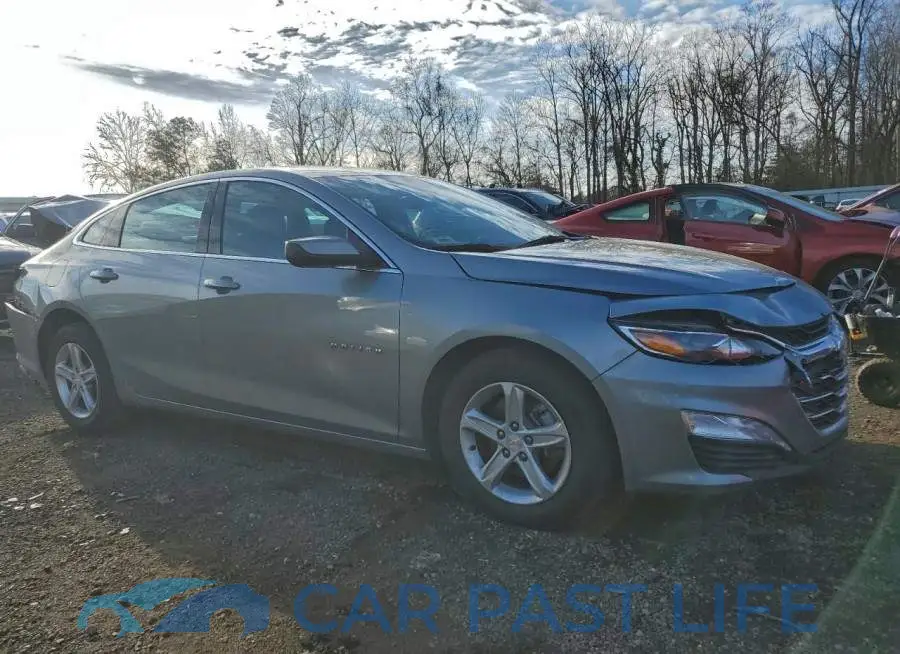 1G1ZD5ST8RF177687# 4