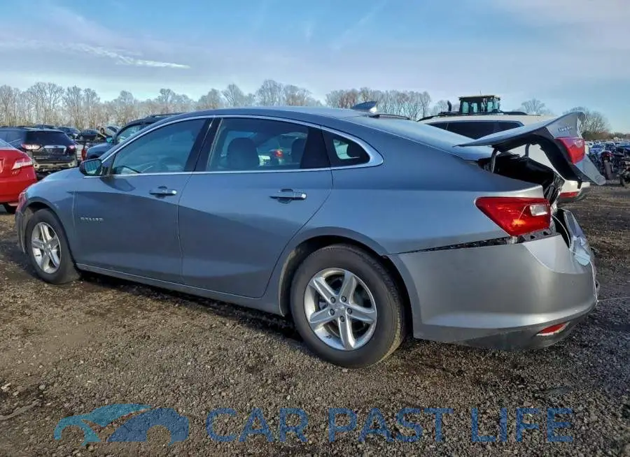1G1ZD5ST8RF177687# 2