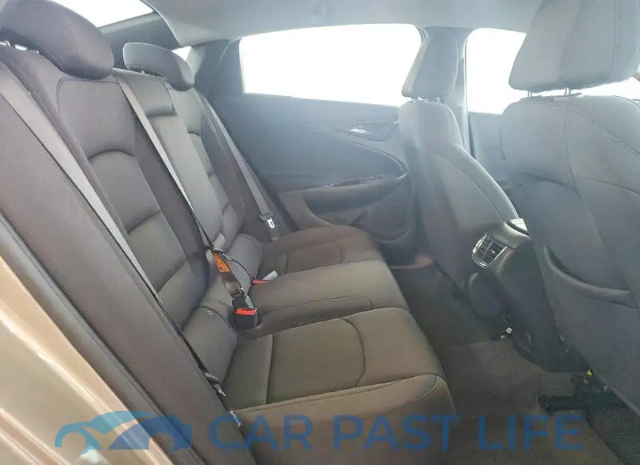1G1ZD5ST9RF217288# 10